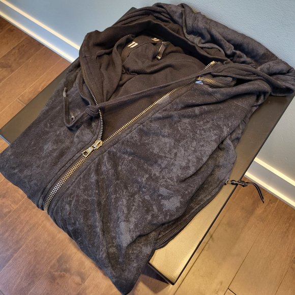 11 by Boris Bidjan Saberi men's drawstring hoodie with zipper pockets and hood - Picture 3 of 6